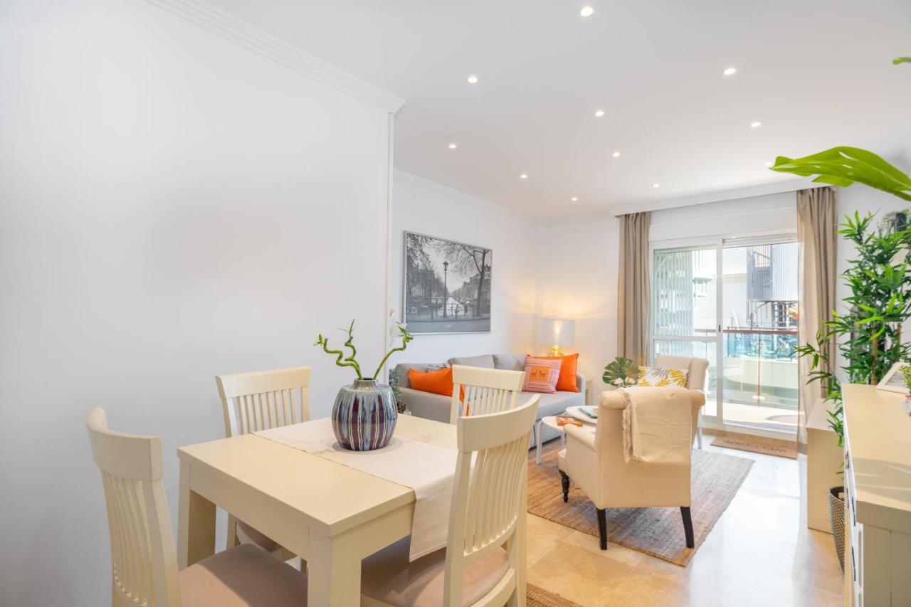 Atico 2 Terrazas Junto Al Mar By Rent Me Apartment Estepona Exterior photo