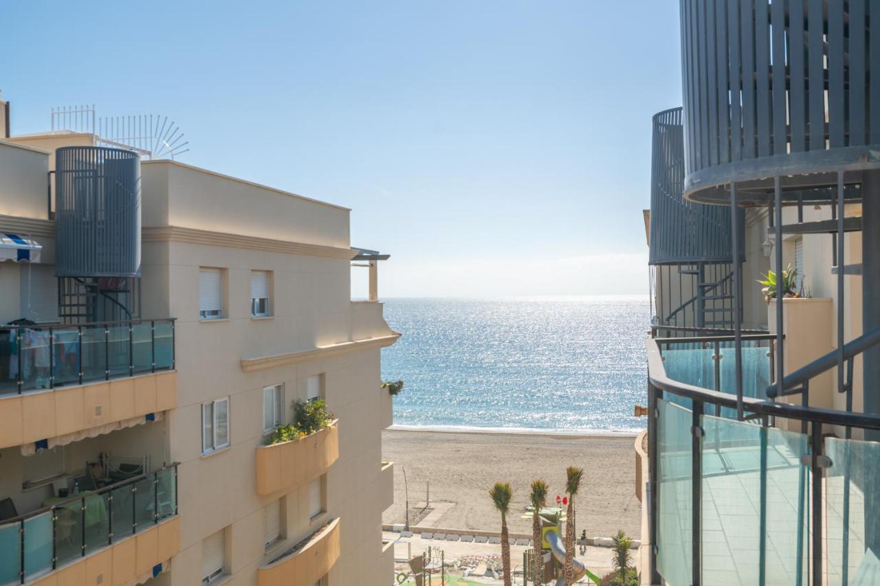 Atico 2 Terrazas Junto Al Mar By Rent Me Apartment Estepona Exterior photo