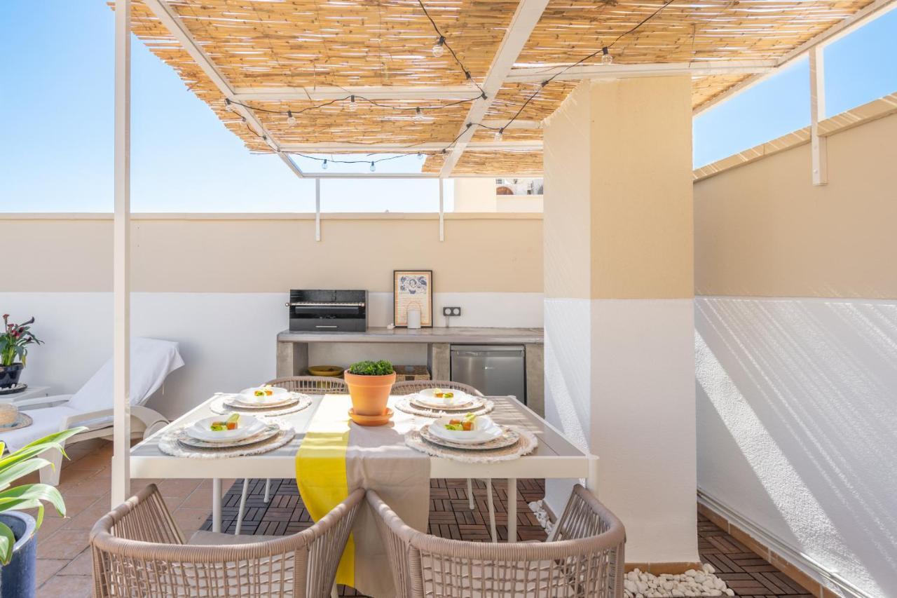 Atico 2 Terrazas Junto Al Mar By Rent Me Apartment Estepona Exterior photo